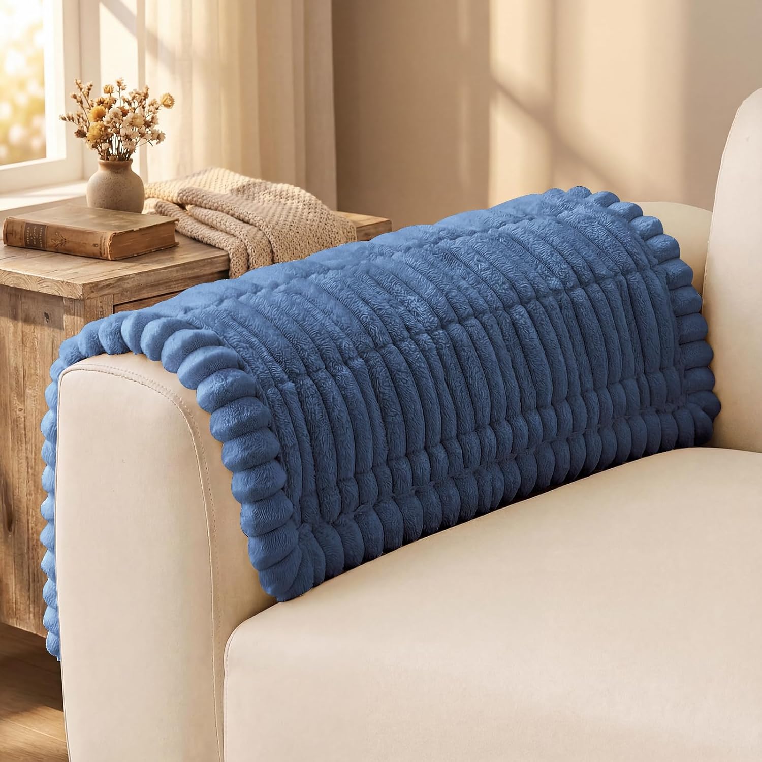 Non-Slip Fuzzy Couch Cover for Dogs