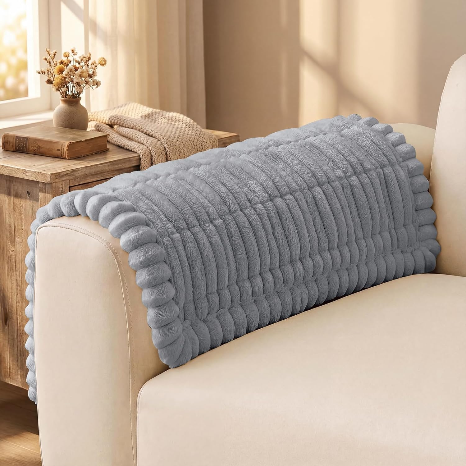 Non-Slip Fuzzy Couch Cover for Dogs